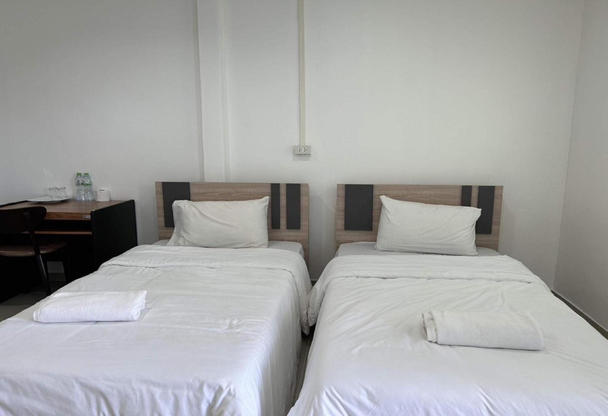 Collection O To The Sea Resort Thailand Na Chom Thian Buitenkant foto