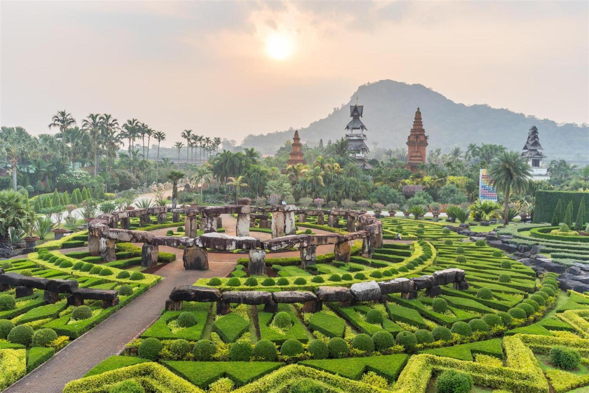 Collection O To The Sea Resort Thailand Na Chom Thian Buitenkant foto